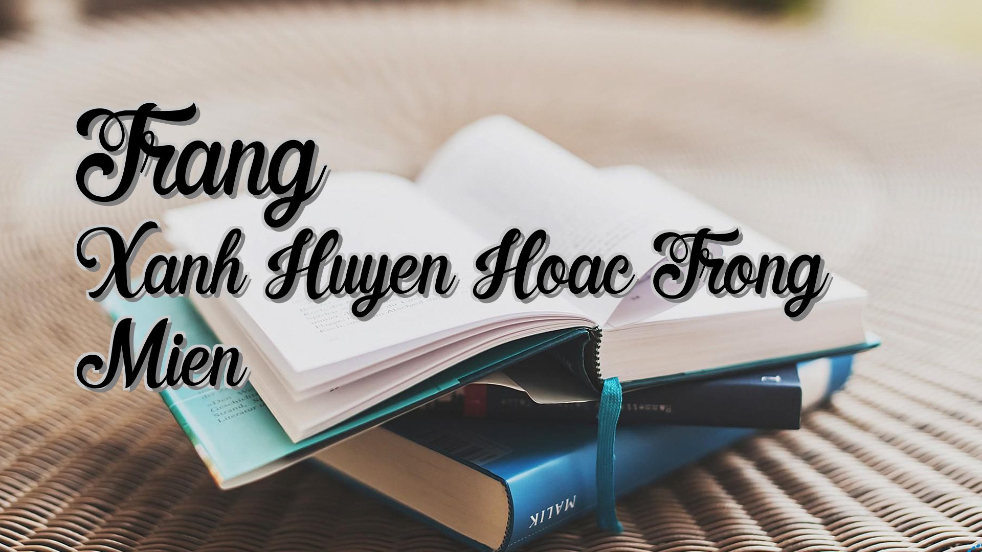 Cover image for Trang Xanh Huyen Hoac Trong Mien